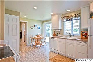 4th image of 1135 Lincoln Ct