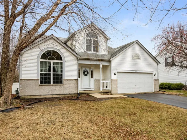 2202 Candlewood Dr, Plainfield, IL 60586