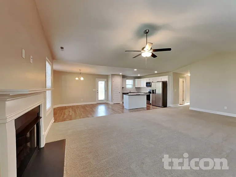 85 Arrow Ln — Photo 2