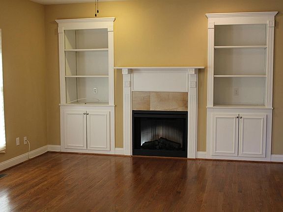 3rd image of 227 Honey Tree Ln