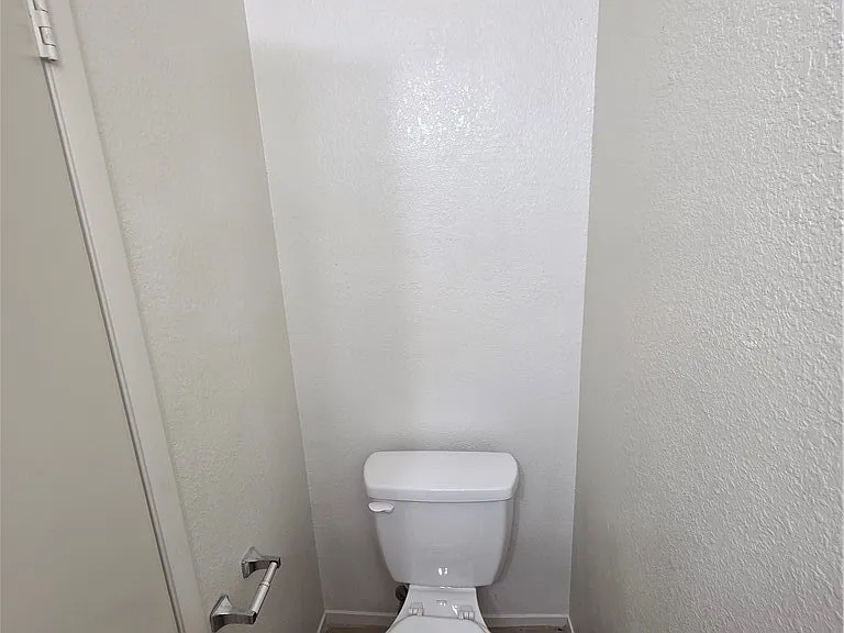 4801 Fiesta Lakes St — Photo 75
