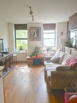 Rented by Living New York | media 25