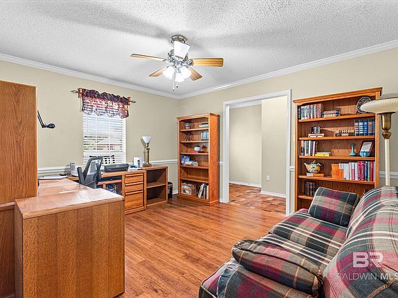 3rd image of 25825 Austin Rd
