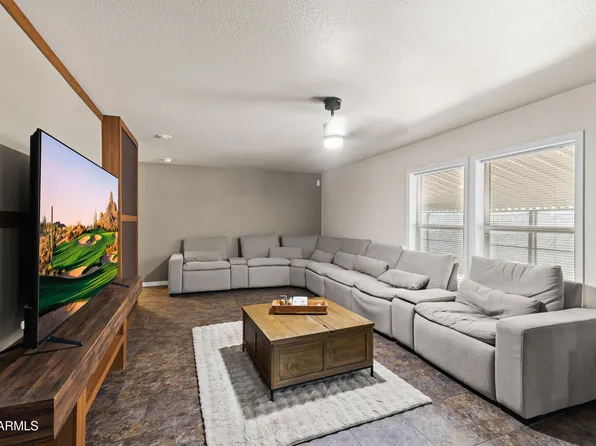 244 N 81ST Street, Mesa, AZ 85207