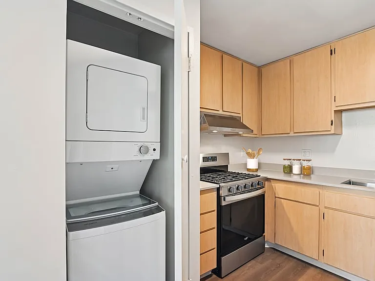 Classic Package II kitchen and in-home washer and dryer
