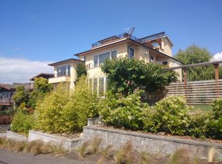 6722 35th Pl NW, Seattle, WA 98117