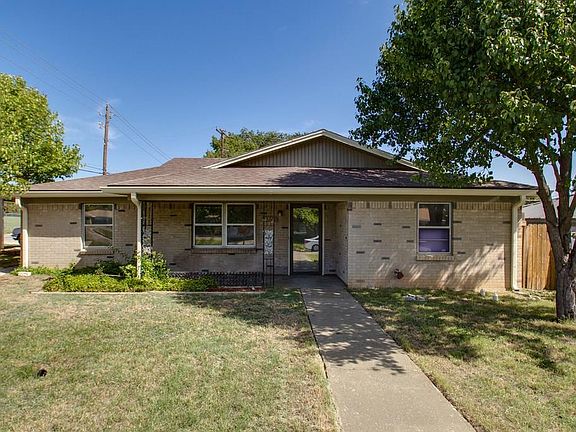 2nd image of 7716 Carlos St