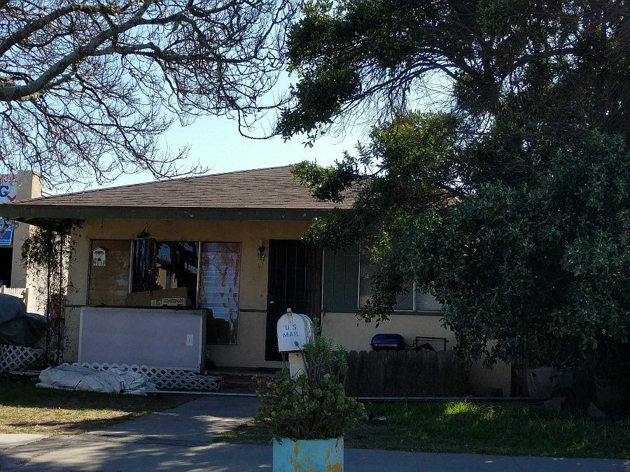 1st image of 1112 W Cypress St