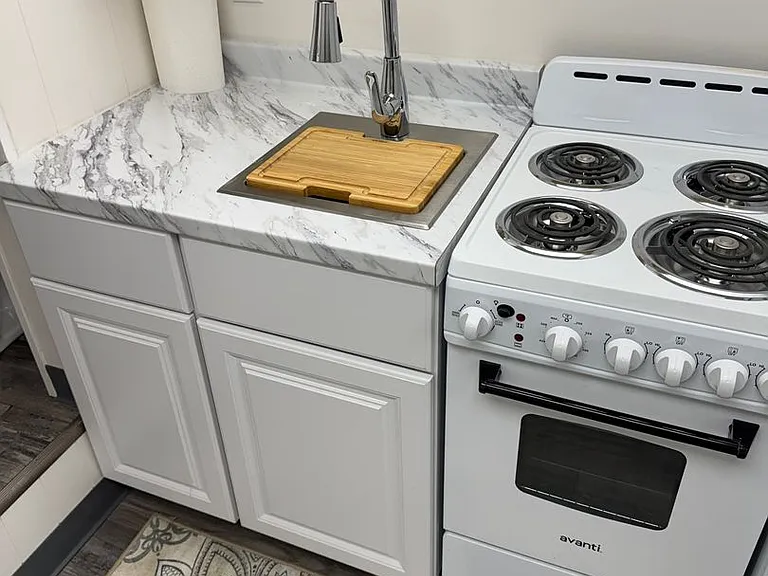7 Marietta Ave #8 — Photo 1
