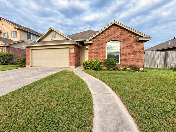 3905 Las Bahias Dr, Corpus Christi, TX 78414