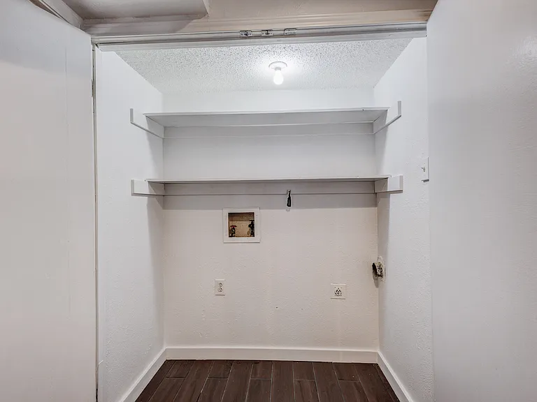 1714 Place One Ln — Photo 16