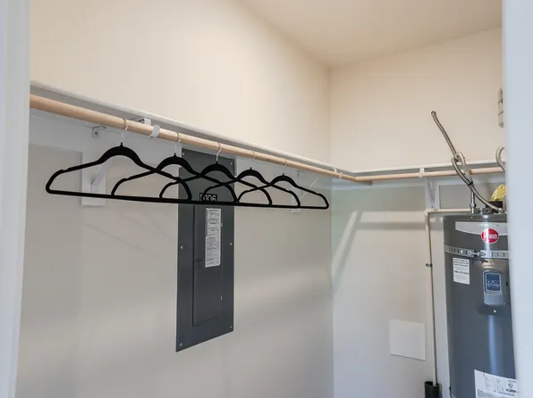 Clearwater Lofts, 7275 W Clearwater Ave #0B-1Ba-539Sqft, Kennewick, WA 99336