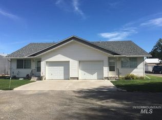935 A & 935 B N, Jerome, ID 83338