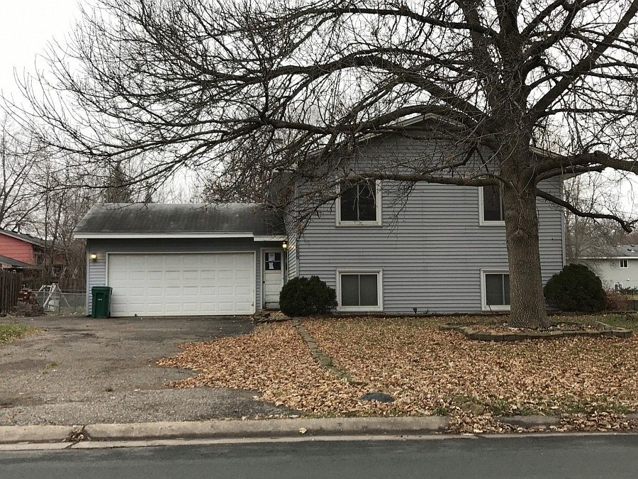 1st image of 7688 Newton Ave N