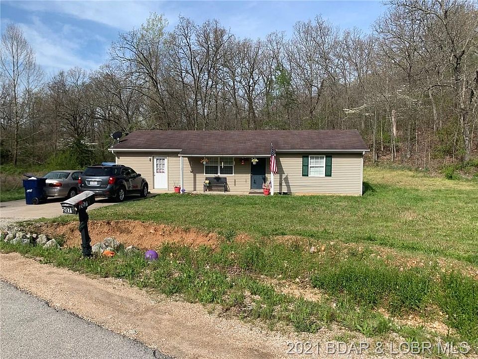 2nd image of 207 Angel Dr