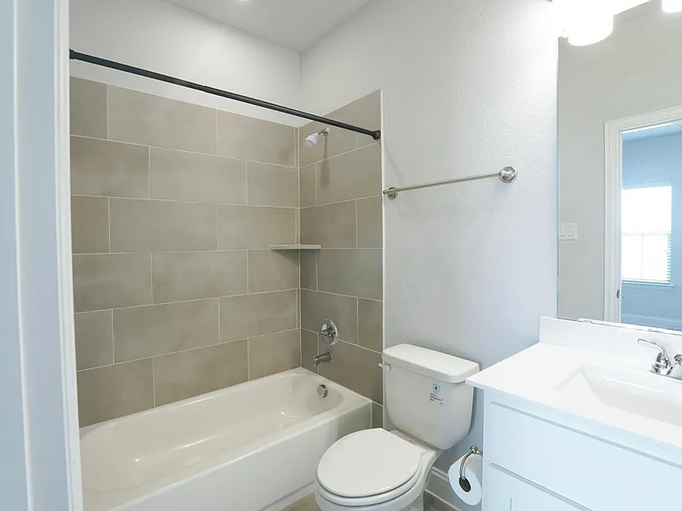 3324 Wildwood Dr — Photo 29