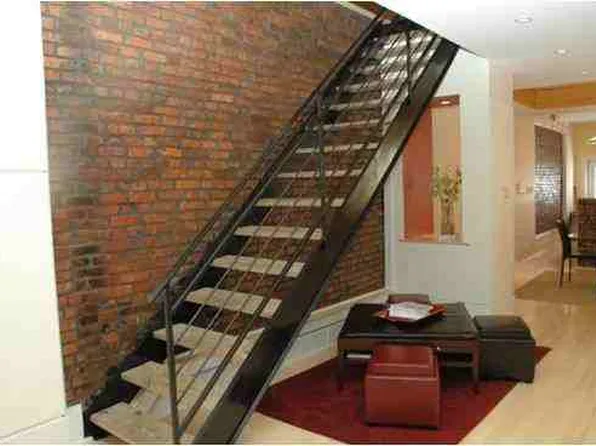 52 T St NW APT A, Washington, DC 20001