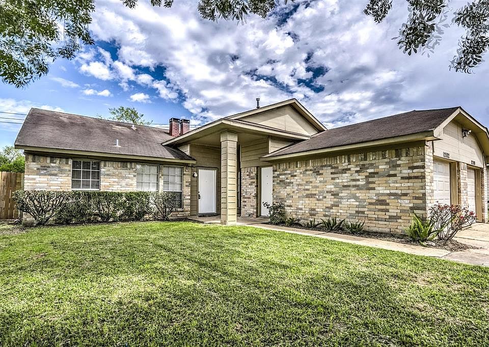 1st image of 12100 Tambourine Dr