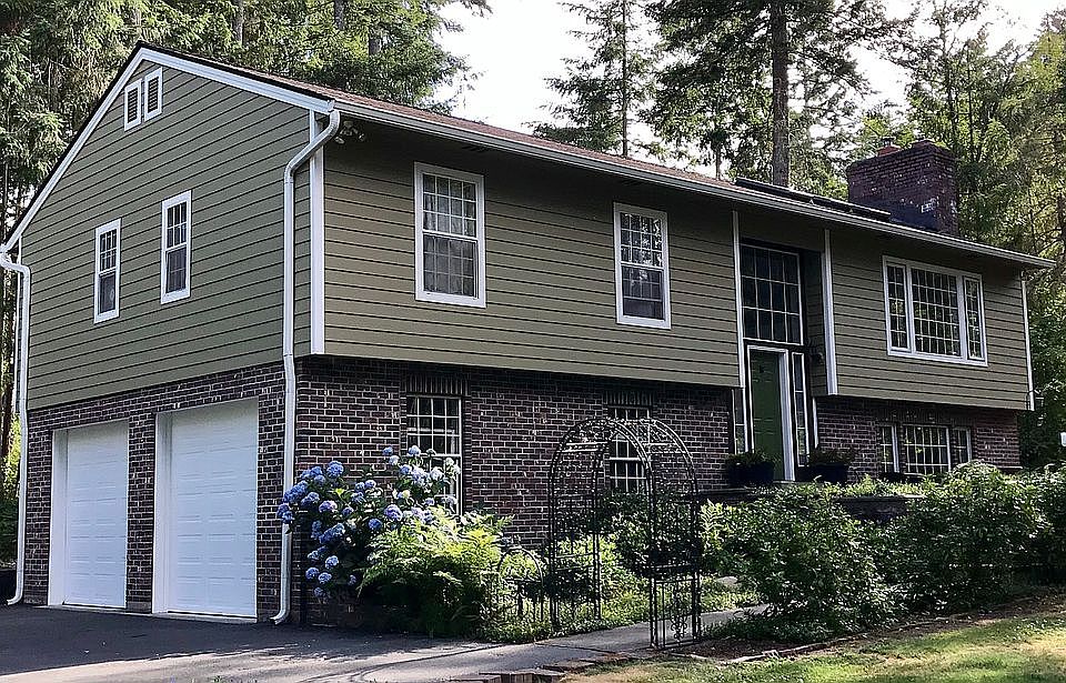 1st image of 1040 Lummi Dr