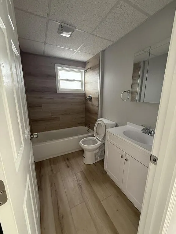 223 Davis St — Photo 2