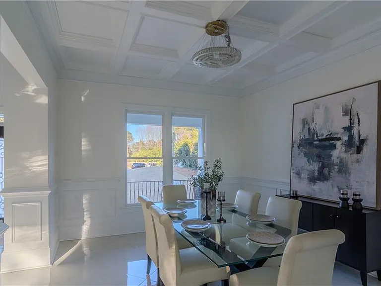 4822 Chamblee Dunwoody Rd — Photo 12