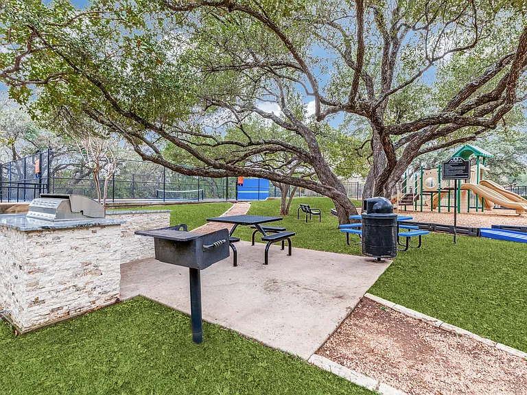 Sycamore Springs — Photo 22