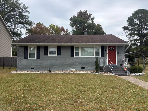 205 Twin Oaks Dr, Hampton, VA 23666