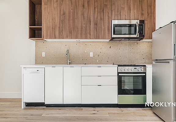 2nd image of 570 Nostrand Ave #2A