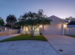 1303 Sutherland Dr, Palm Harbor, FL 34683