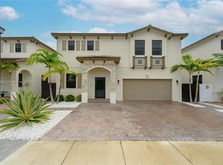 22717 SW 131st Pl, Miami, FL 33170