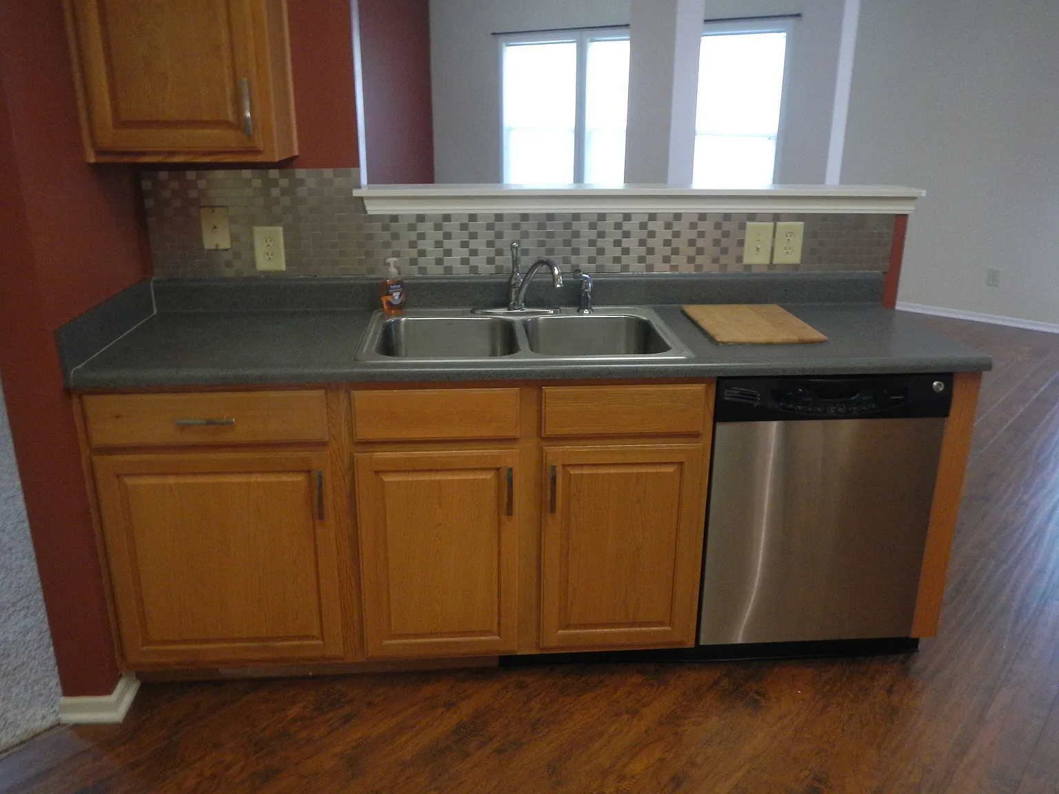 2904 Hearthside Dr photo 1