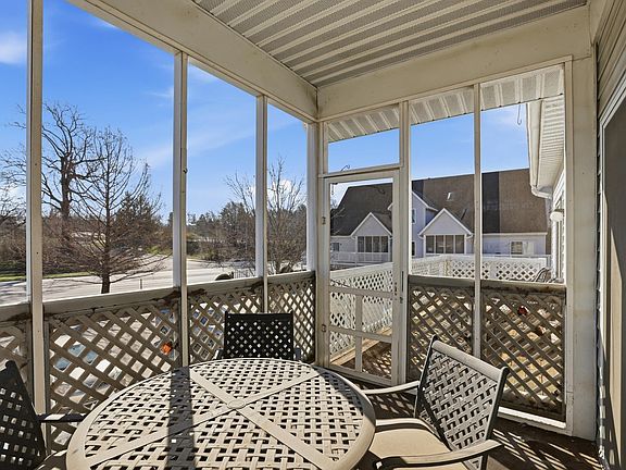 4th image of 1310 S College Mall Rd #F-5