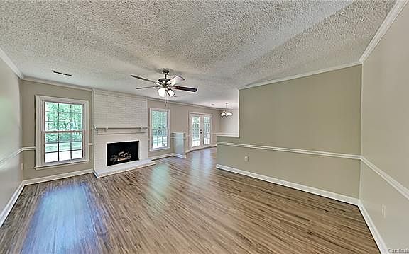 4th image of 817 Lightwood Dr