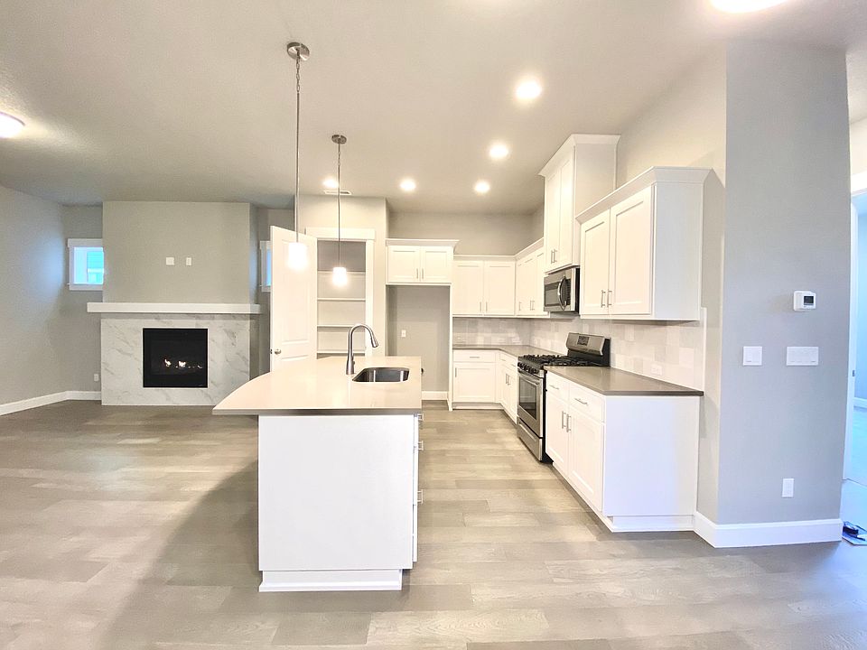 Kitchen, the fridge has been installed