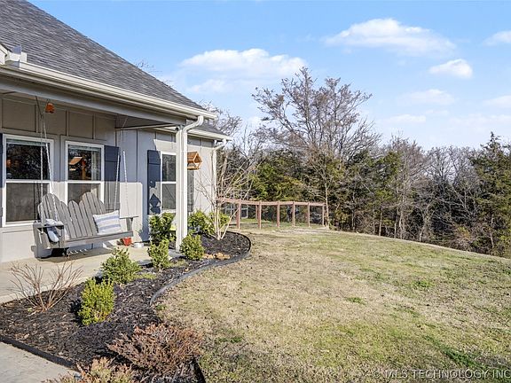 2nd image of 5037 W Hilton Rd