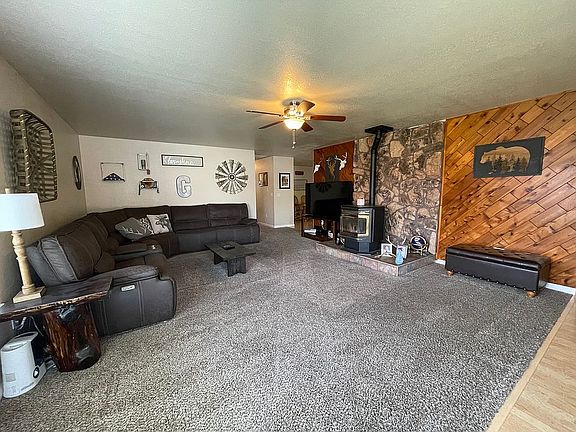 4th image of 1130 Paiute Ln