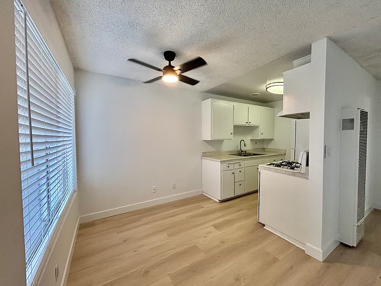 1808 Spreckels Ln #7 — Photo 3