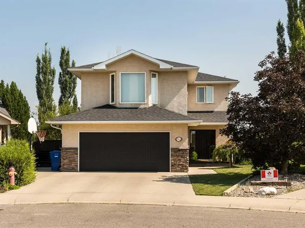 242 SW Heritage Cir W, Lethbridge, AB T1K 7H8
