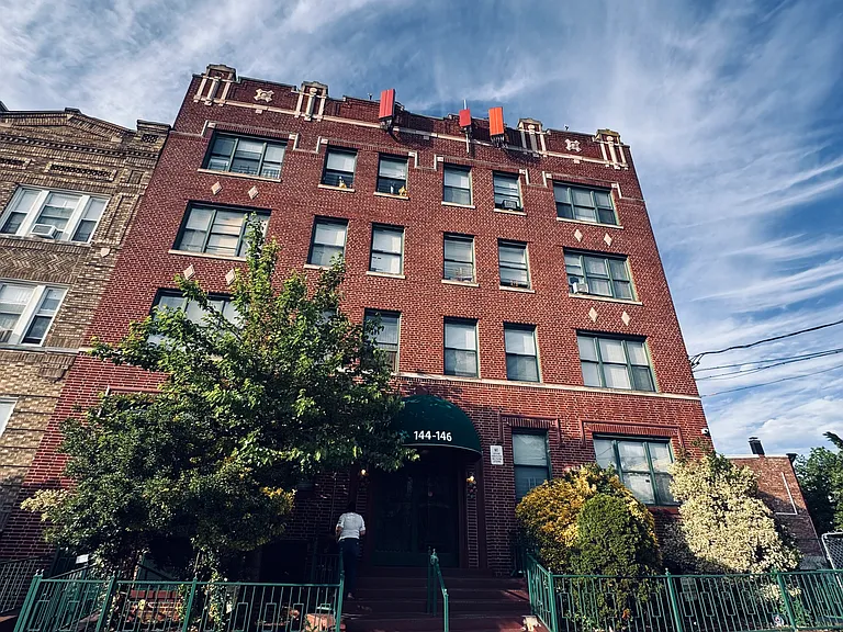 140 Virginia Ave #302 — Photo 11