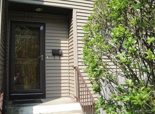 305 Pelham Rd, New Rochelle, NY 10805