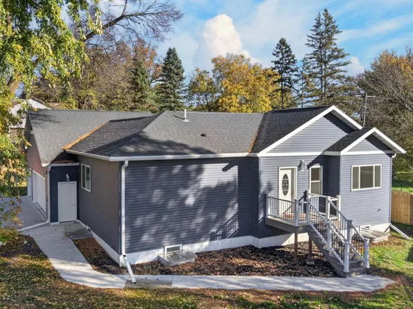 1105 E Mount Faith Ave, Fergus Falls, MN 56537