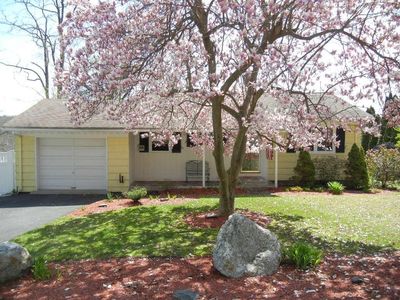924 Northampton St, Holyoke, MA, 01040
