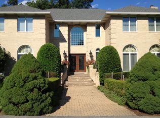 5 Hurlingham Ct, Baltimore, MD 21208