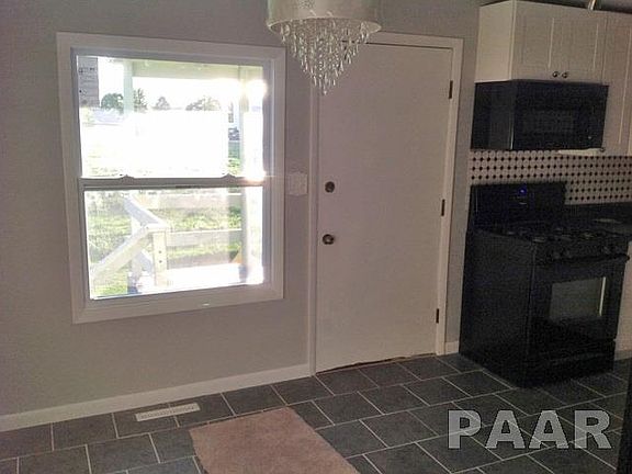 4th image of 205 Winston Ln