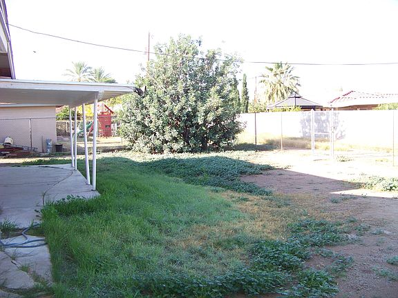 3rd image of 2222 W Palo Verde Dr