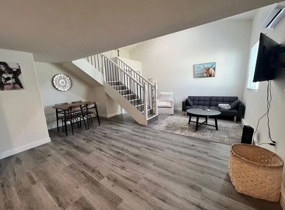 1 bed, 1000 sqft, $2,500 — Photo 3