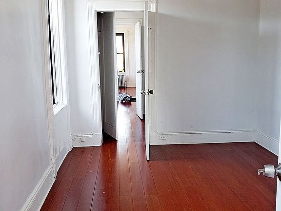 4th image of 242 Saint Nicholas Ave #3A