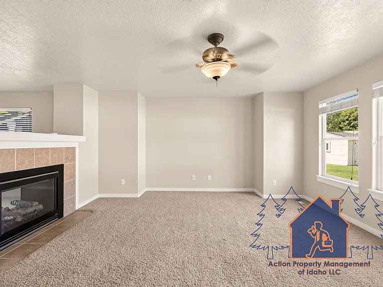 3170 N Lancer Ave — Photo 12