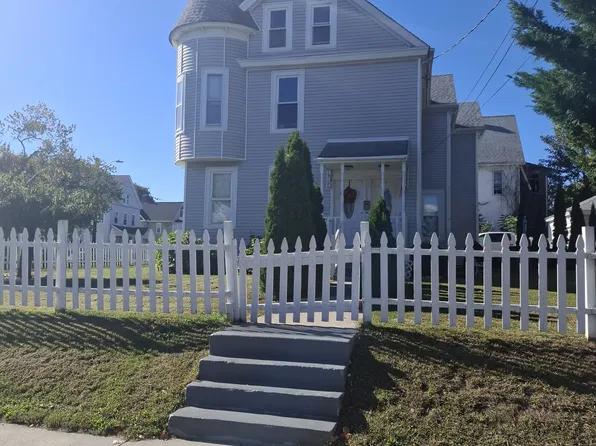 123 Brown Ave, Holyoke, MA 01040