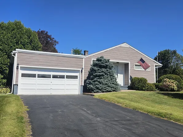 8 Deal Place, Amsterdam, NY 12010